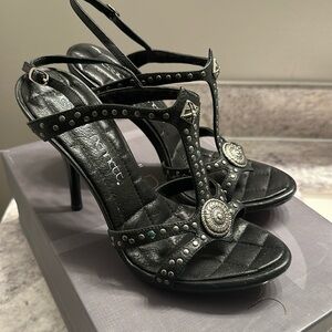 Jessica Bennett heels. Size 7.5. JDANDY black.